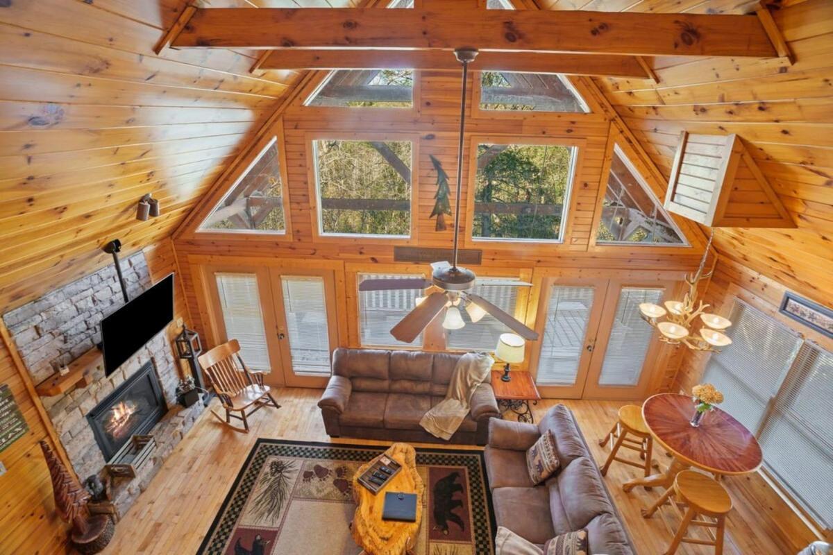 Stunning Mountain Cabin W Hot Tub Gatlinburg Exterior foto