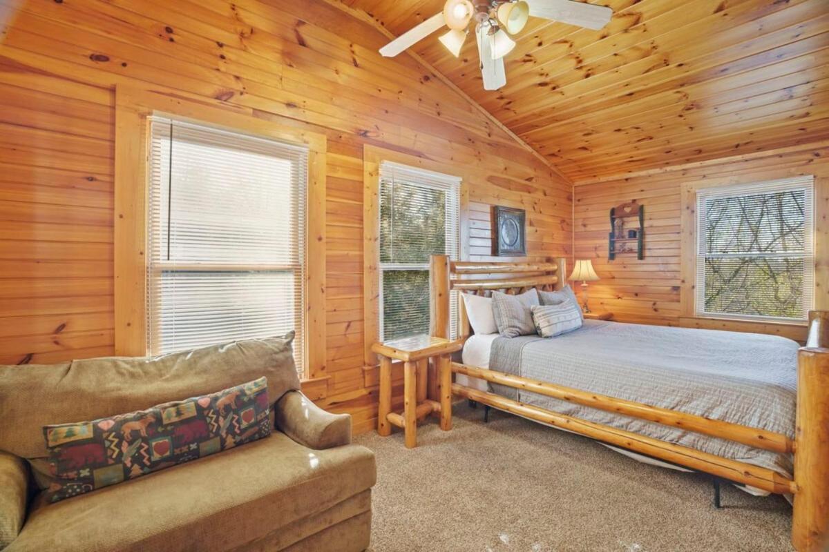 Stunning Mountain Cabin W Hot Tub Gatlinburg Exterior foto